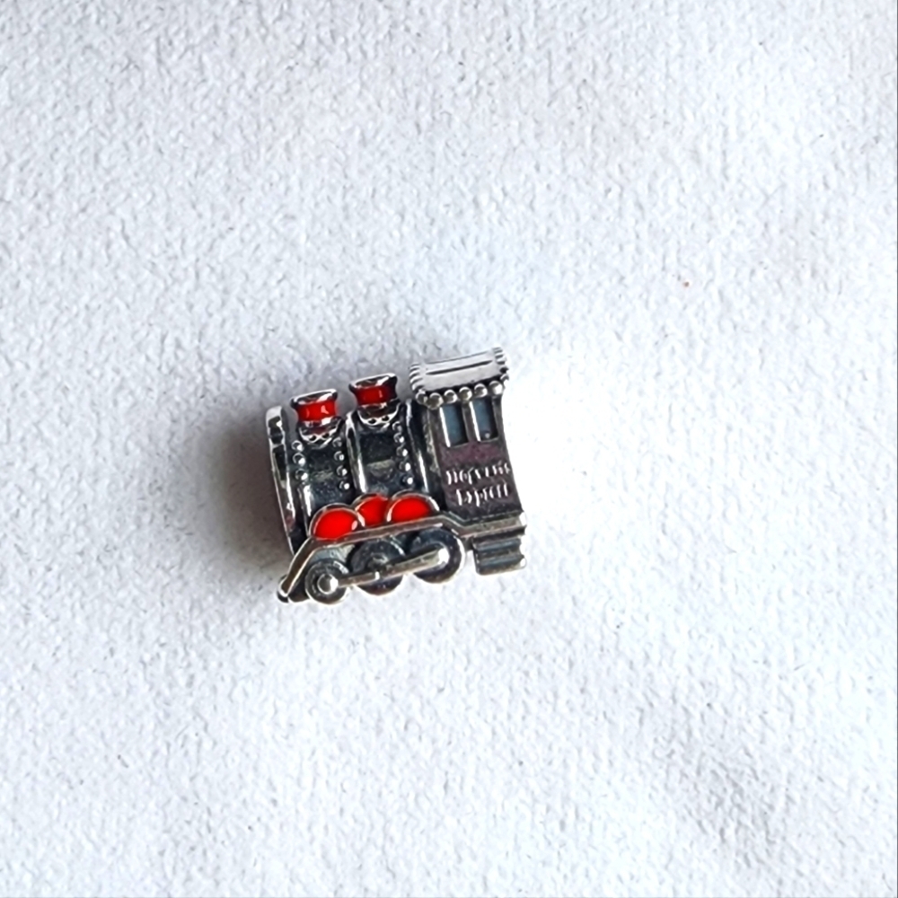 NEW Harry Potter Hogwarts Express train 925 silver charm for Pandora bracelet